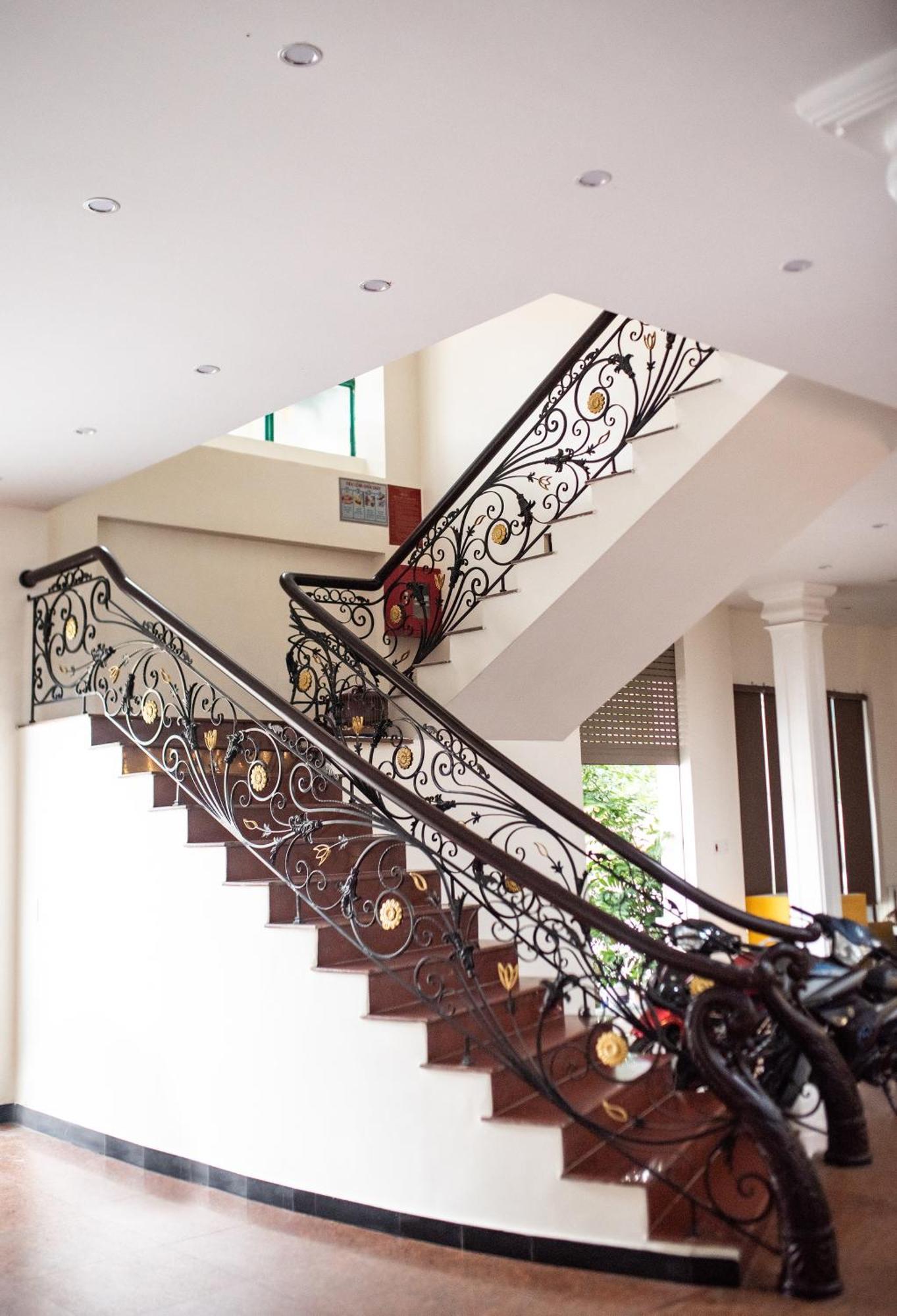 Bao Hung Hotel Thanh Hóa Εξωτερικό φωτογραφία